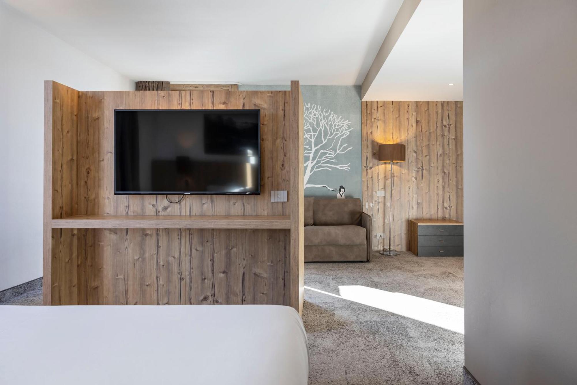 Linta Hotel Wellness & Spa أسياجو الغرفة الصورة