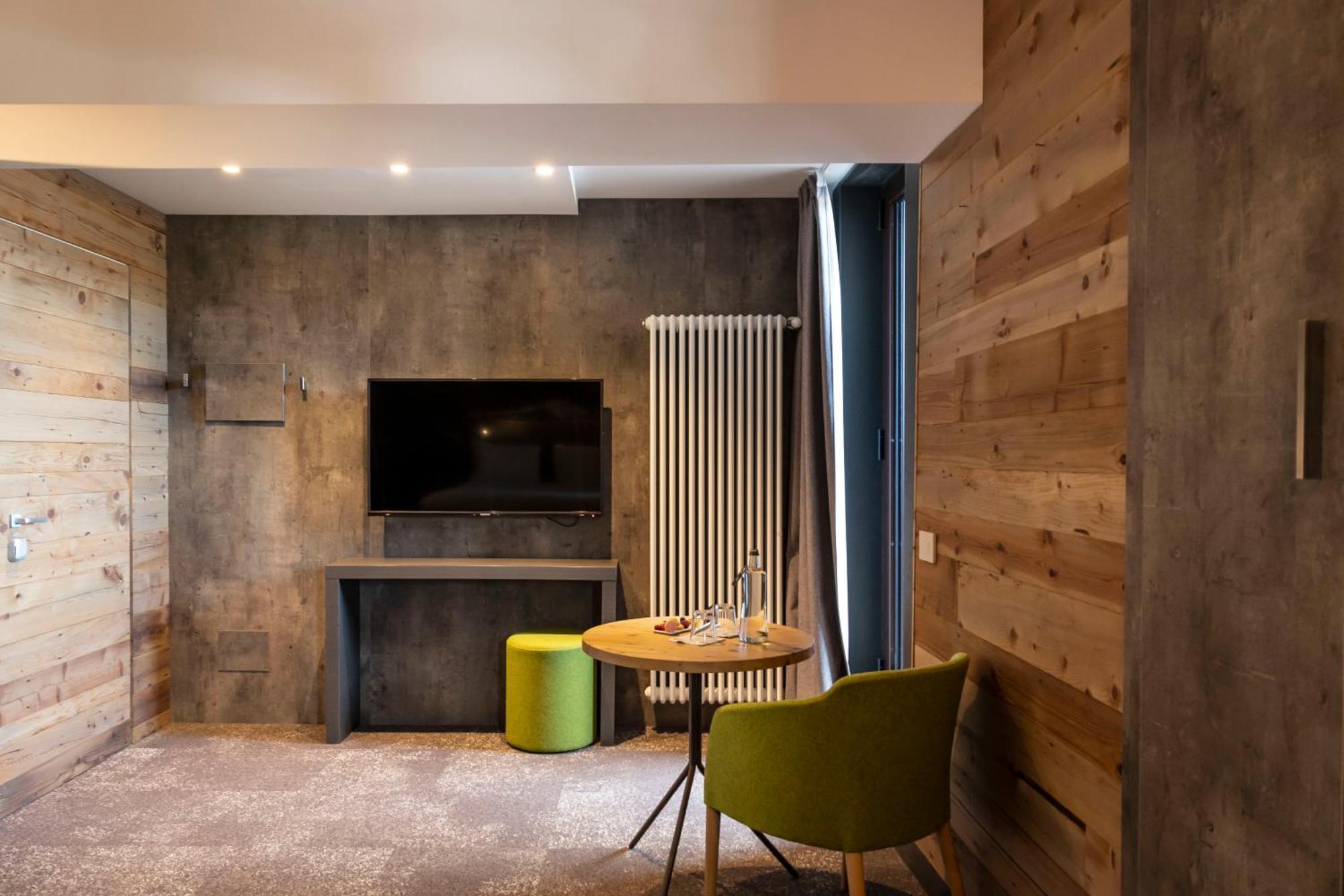 Linta Hotel Wellness & Spa أسياجو الغرفة الصورة